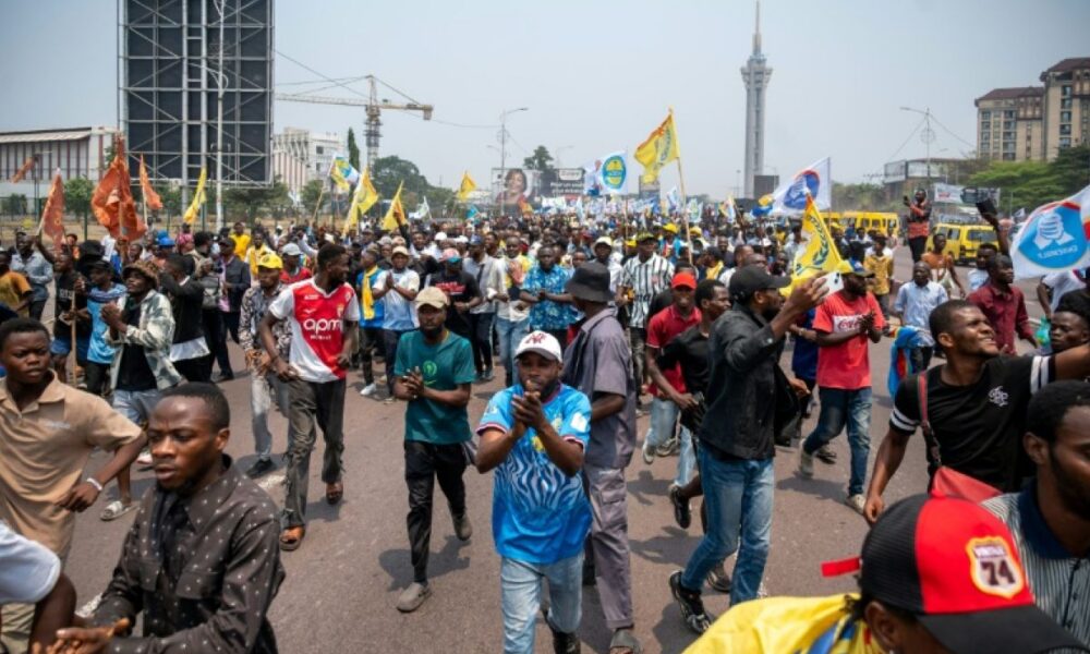 En RDC, la rue gronde contre un possible troisième mandat et la police réplique