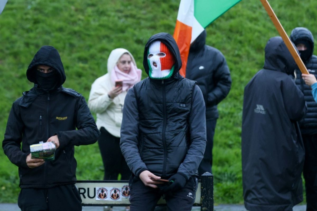 À Portadown, la rue se dresse contre le retour d'une marche orangiste