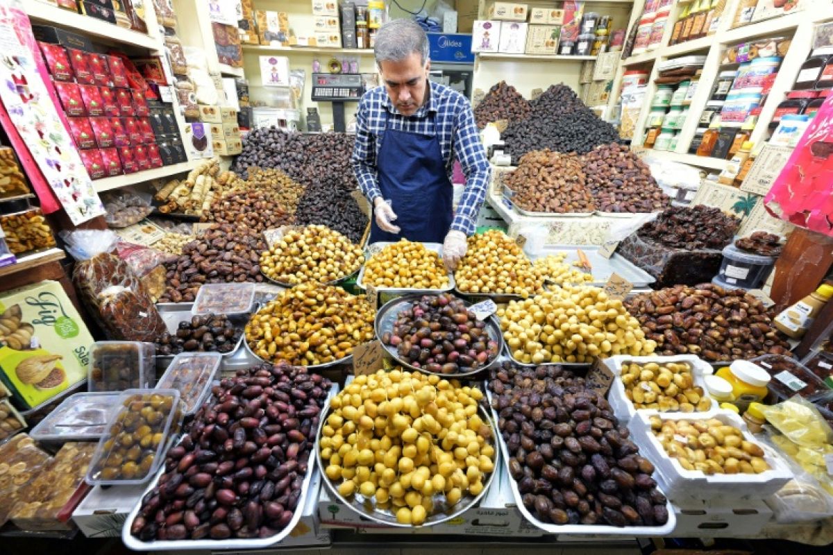 Koweït les Iraniens retiennent leur souffle face à la guerre qui s'invite chez eux