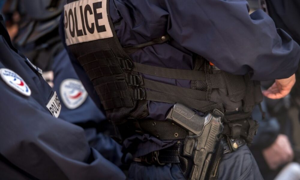 À Carcassonne, un jeté au sol filmé place un policier sous enquête