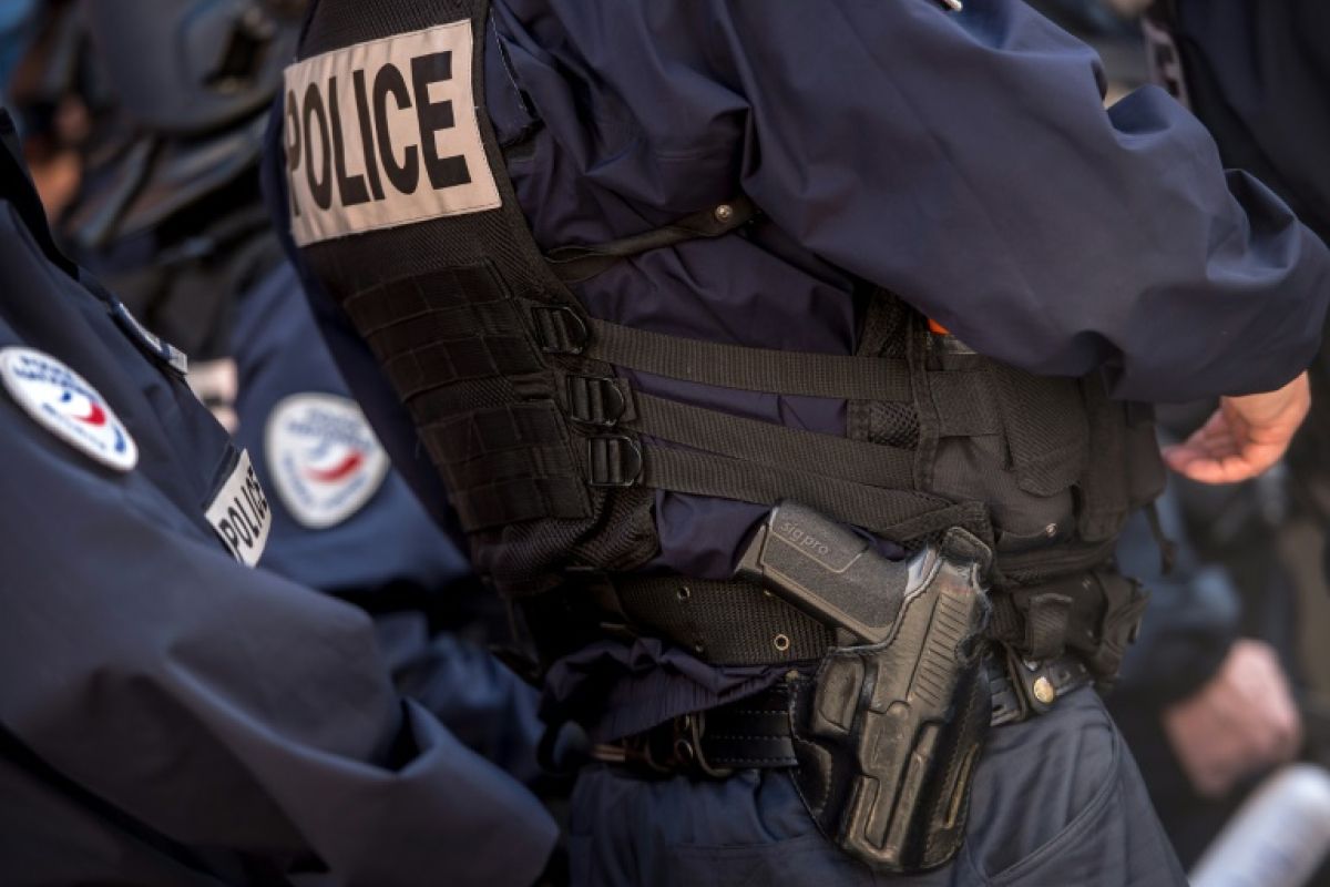 À Carcassonne, un jeté au sol filmé place un policier sous enquête