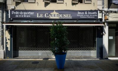 Une ville des Pyrénées regarde ses vitrines vides et redoute le pire pour son usine
