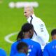 Pour ses grands débuts, Zinédine Zidane mijote une attaque Mbappé-Dembélé-Olise