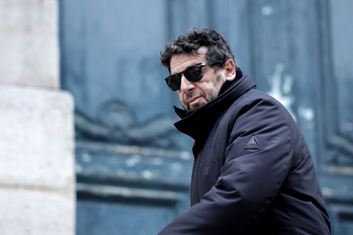 Patrick Bruel renonce à sa tournée mais promet de continuer à se défendre