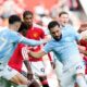 Manchester City gagne le derby en jouant une heure à dix