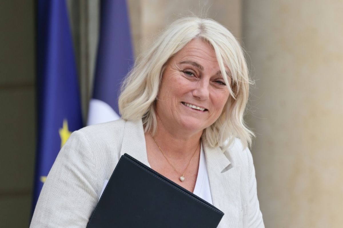 Petite enfance, 90 millions d'euros débloqués sans lever le blocage des salaires