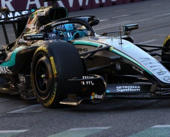 Russell s'offre Bakou pour un souffle devant Verstappen