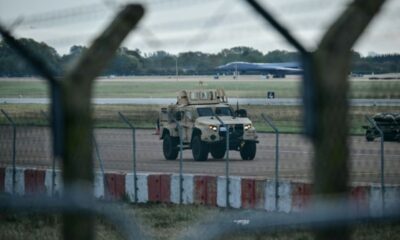 Cinq arrestations près d'une base américaine en Angleterre, l'ombre de l'Iran dans le viseur