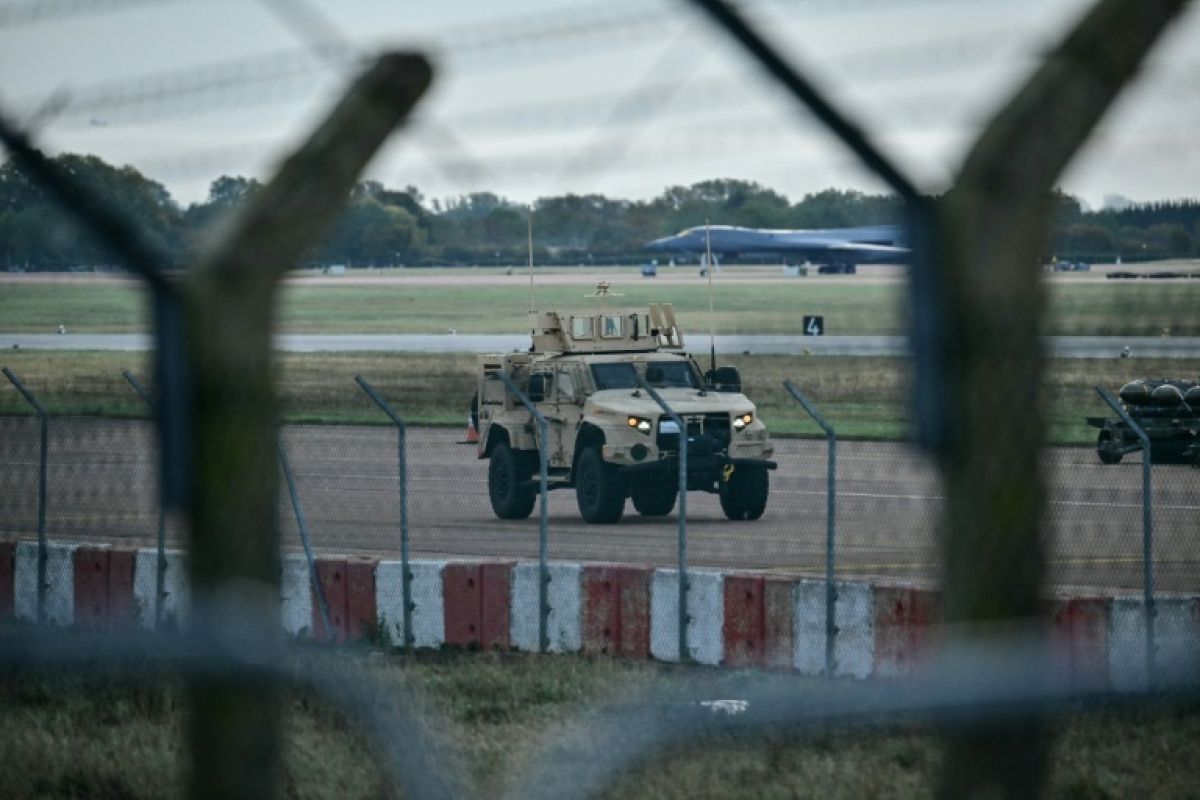 Cinq arrestations près d'une base américaine en Angleterre, l'ombre de l'Iran dans le viseur