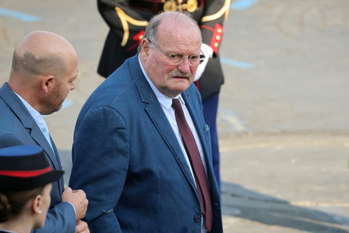 Un ministre que même les députés ont eu du mal à reconnaître