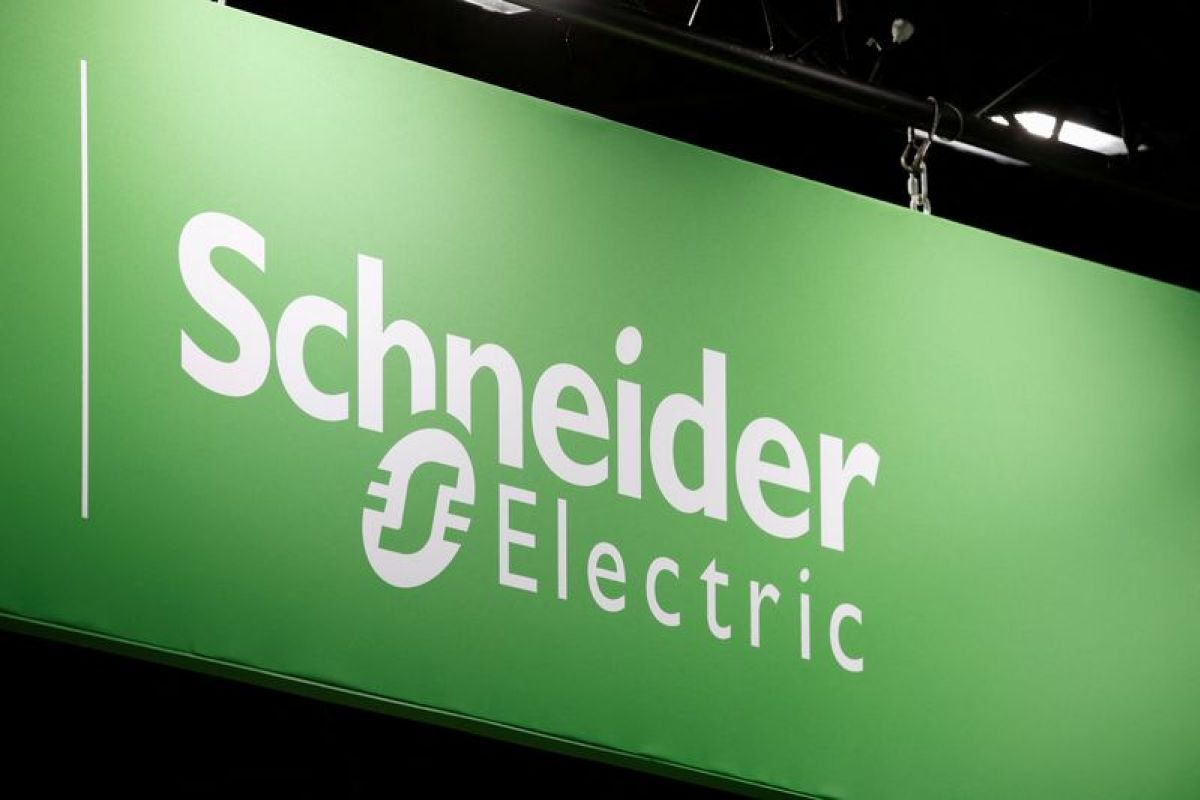 150 millions pour la France, une usine fermée à la clé chez Schneider Electric