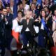 Marine Le Pen veut interdire le voile en plusieurs temps