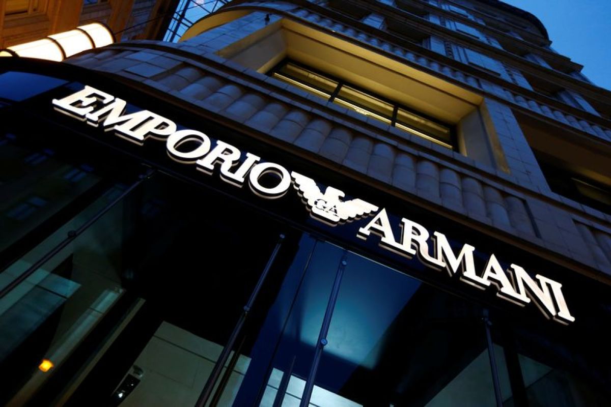 Dario Vitale prend la direction créative d'Emporio Armani, une première hors de la famille fondatrice