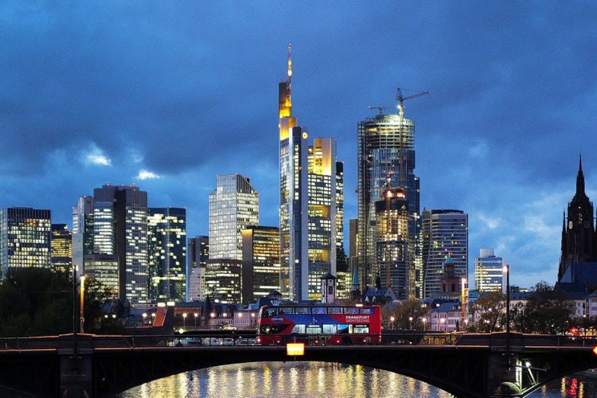 L'Allemagne redresse la tête et relève ses prévisions de croissance