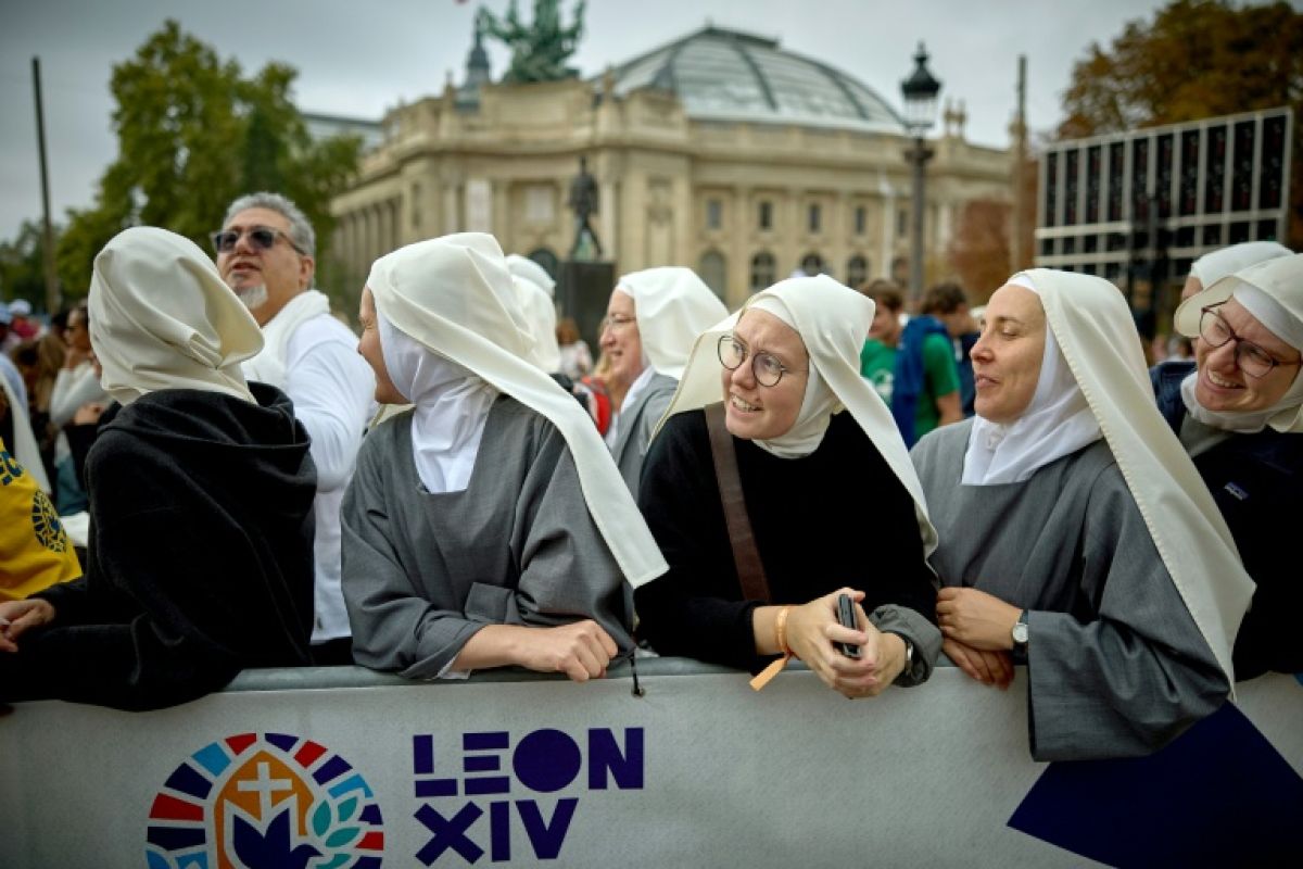 Des centaines de milliers de fidèles attendus à Paris pour la messe du pape Léon XIV