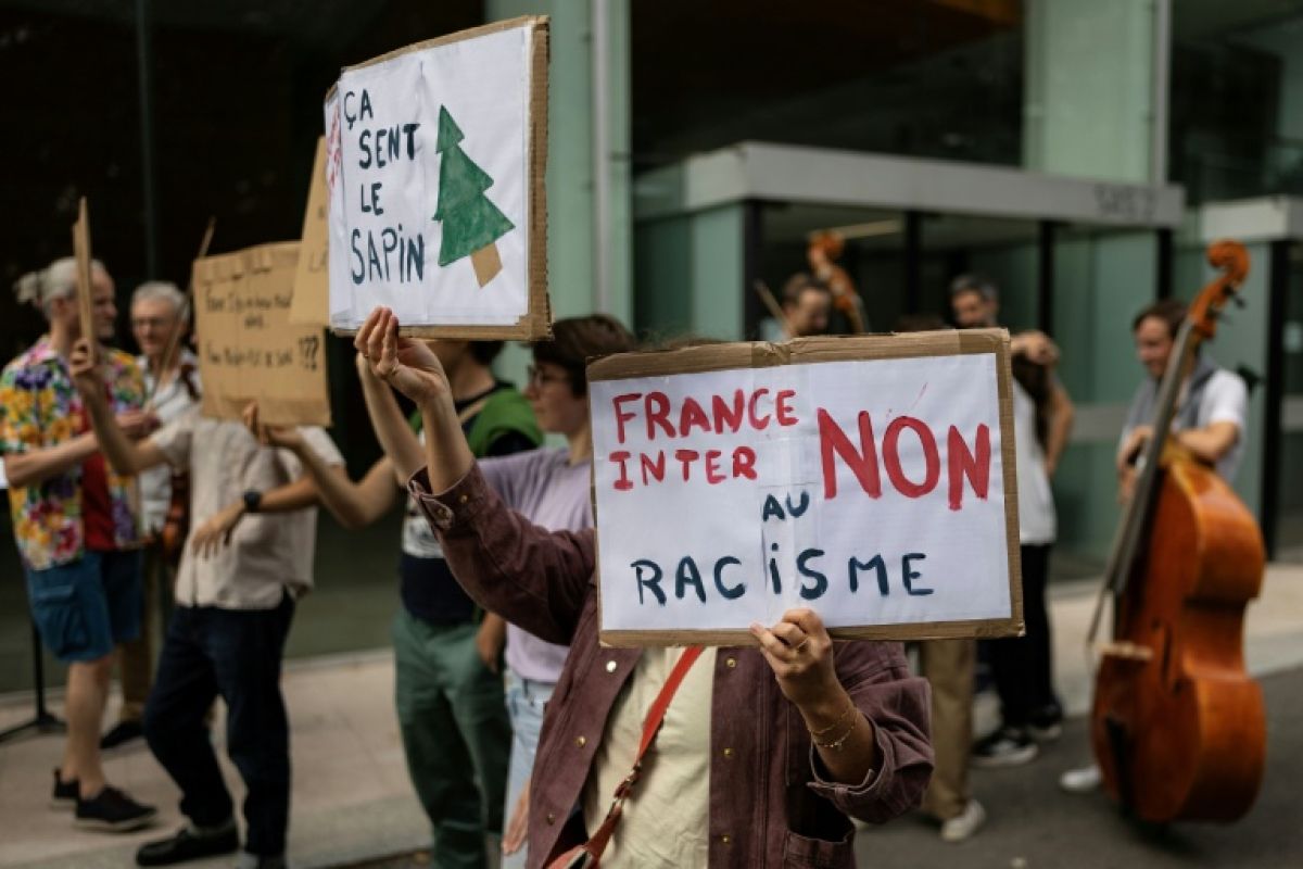 France Inter joue l'apaisement, le personnel ne l'entend pas de cette oreille