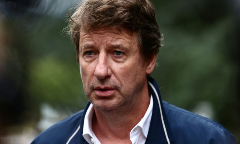 Yannick Jadot suspendu des Écologistes pour son ralliement à Raphaël Glucksmann