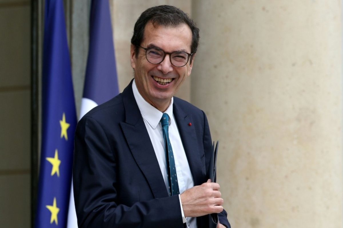 Retraites des familles nombreuses une prime qui pourrait basculer vers les mères