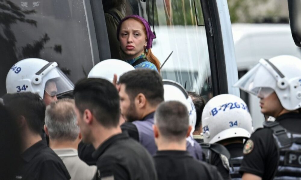 La Turquie multiplie les arrestations de militants LGBT+ et la colère gagne du terrain