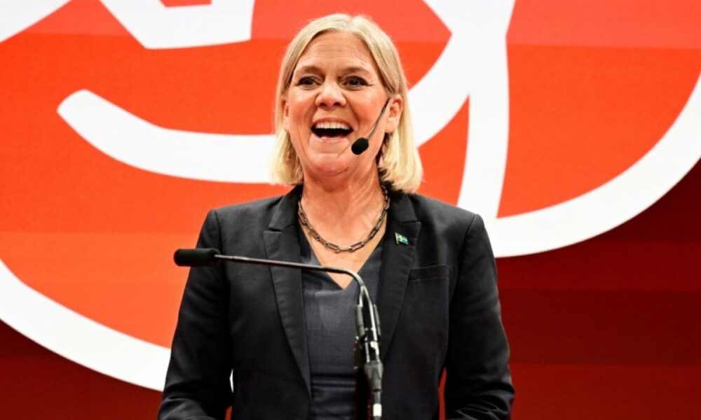 Suède, la gauche arrache la victoire et Magdalena Andersson hérite d'un casse-tête