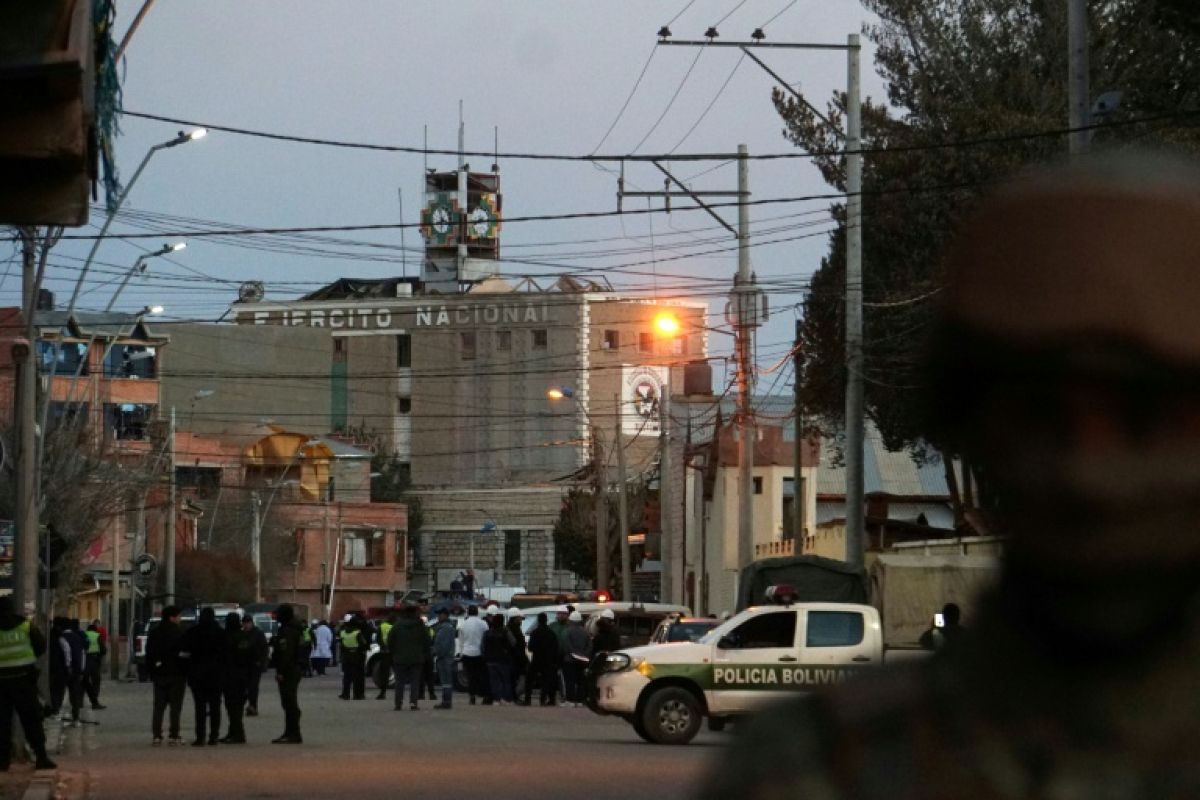 Deux explosions dans un dépôt militaire bolivien font au moins deux morts
