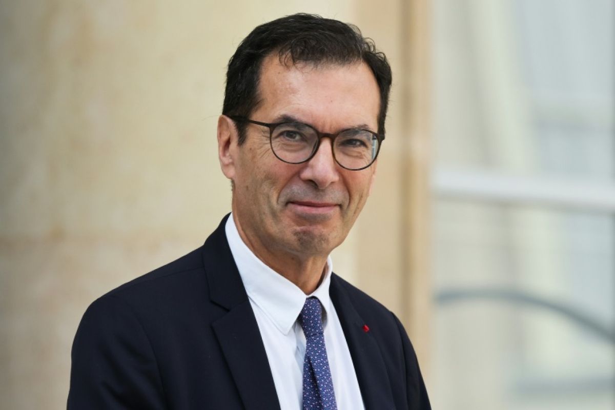 Le gouvernement veut réduire de moitié le déficit de la Sécu d'ici 2027