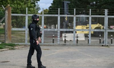 Une base de l'US Air Force bouclée en Angleterre après des arrestations liées à des explosifs
