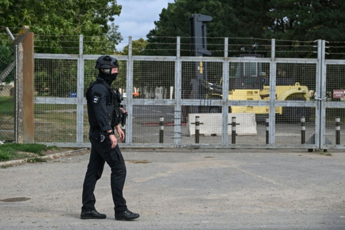 Une base de l'US Air Force bouclée en Angleterre après des arrestations liées à des explosifs