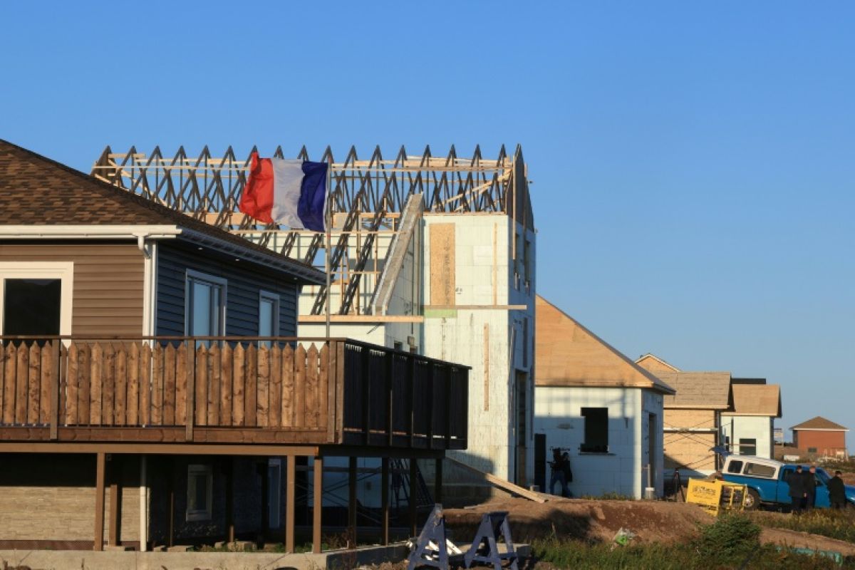 À Miquelon, un village entier se déplace d'un kilomètre face à la montée des eaux