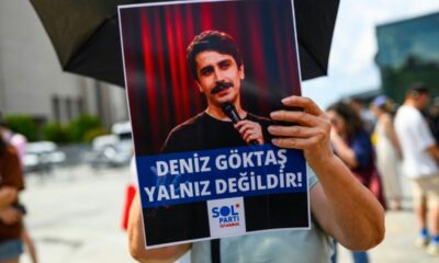 Jugé pour avoir ri d'Erdogan, un humoriste turc fait de son procès un spectacle