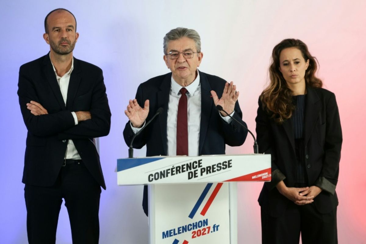 Les Insoumis dévoilent leur nouveau programme et préparent le show au Bourget