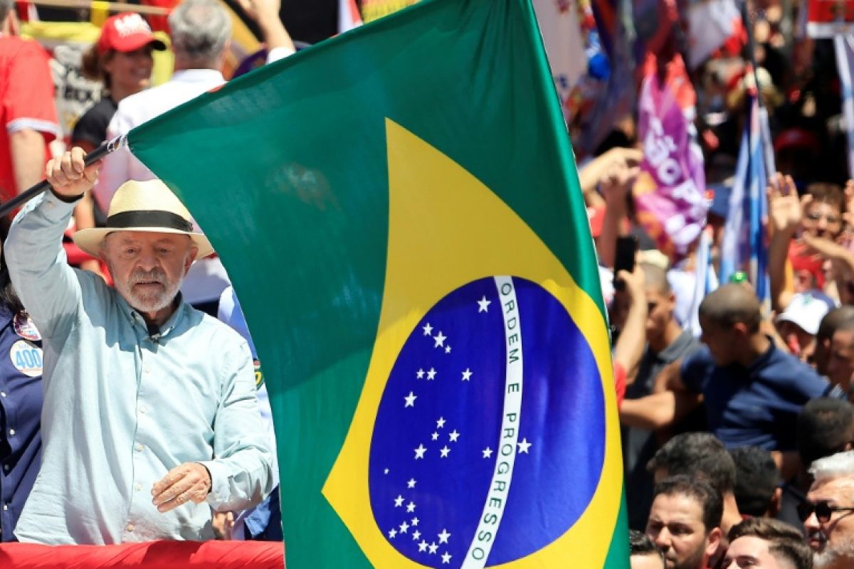 À 81 ans, Lula remet ça pour un dernier tour