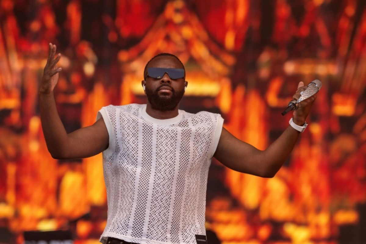 Derrière Gims, une machine à blanchir un milliard d'euros