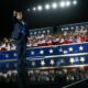 Donald Trump joue son va-tout sur son nom avant des midterms mal engagées