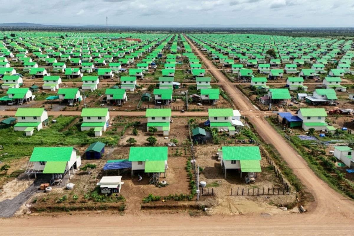 Chassés de leurs terres par les combats, 20 000 Cambodgiens attendent un retour incertain