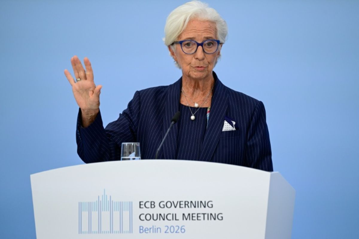 La BCE serre encore la vis et prévient que l'inflation ne lâchera pas de sitôt