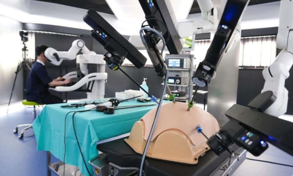 Kawasaki choisit Strasbourg pour imaginer les robots qui soigneront demain