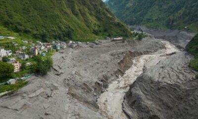 L'Himalaya s'effondre, les Népalais demandent des comptes aux pollueurs