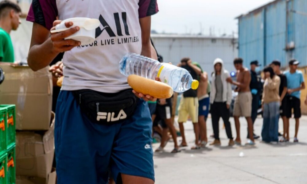 À Ceuta, un mois après la vague migratoire, une ville partagée entre entraide et colère