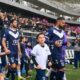 Les joueurs bordelais étranglés par le silence avant la chute du club