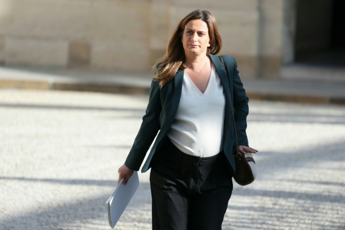 Marine Tondelier accouche vendredi et remonte déjà au front