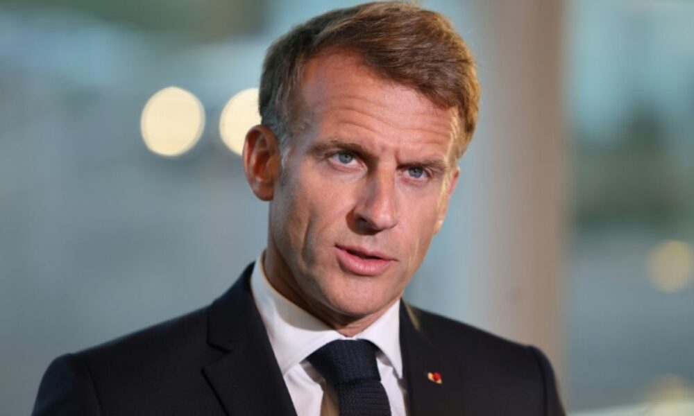 Emmanuel Macron à Saint-Pierre-et-Miquelon pour dire tout haut ce que personne ne devrait avoir à répéter