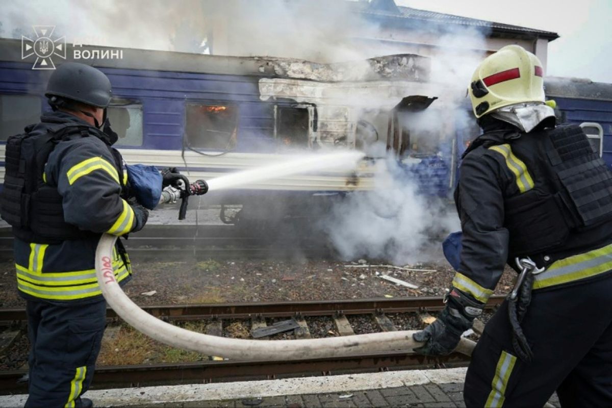 Un drone russe frappe un train de Kiev à Varsovie à deux kilomètres de la Pologne