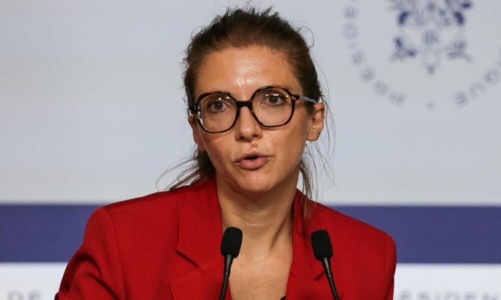 Aurore Bergé refuse de qualifier le « grand remplacement » de raciste et se fait recadrer jusque dans son camp