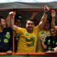 Flavio Bolsonaro transforme en tremplin le scandale qui devait le couler