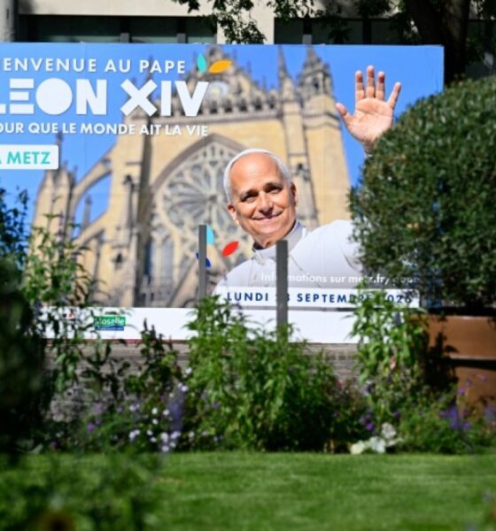 Le pape Léon XIV débute en France quatre jours d'une rare intensité