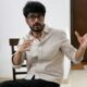Shaunak Sen filmait les oiseaux malades de New Delhi, il raconte maintenant son propre cancer