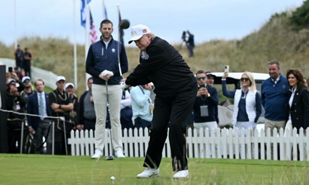 Golf d'abord, diplomatie ensuite, le voyage irlandais de Donald Trump