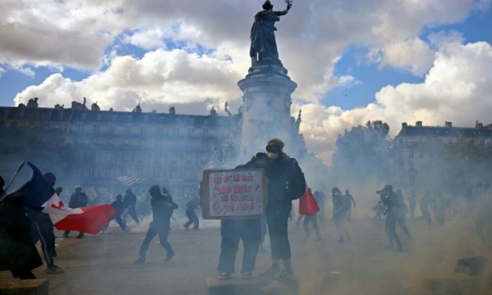 Colère contre la vie chère, 166 interpellations et des heurts place de la République