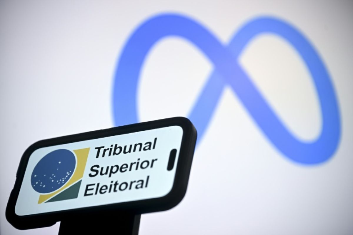 Meta cède au tribunal électoral brésilien pour égaliser les camps de Lula et Bolsonaro